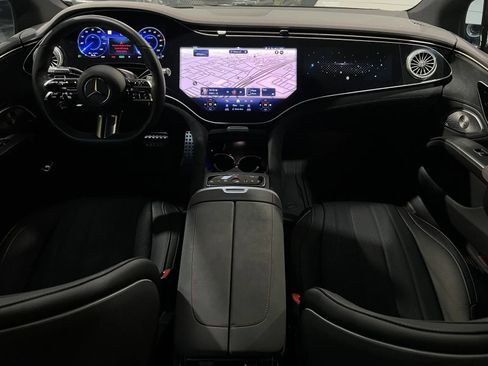 Used 2022 Mercedes-Benz EQS 580 4MATIC Sedan image 13