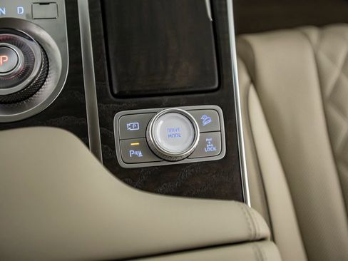 Used 2024 Genesis GV80 3.5T w/ Prestige Package AWD/4WD image 34