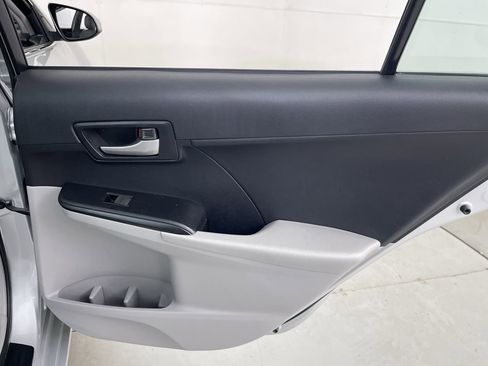 Used 2014 Toyota Camry LE FWD image 23