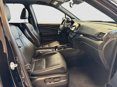 Used 2023 Honda Passport Elite image 16