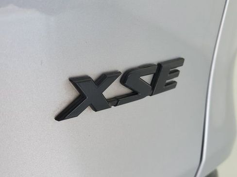 Used 2024 Toyota RAV4 XSE w/ Premium Package AWD/4WD image 10