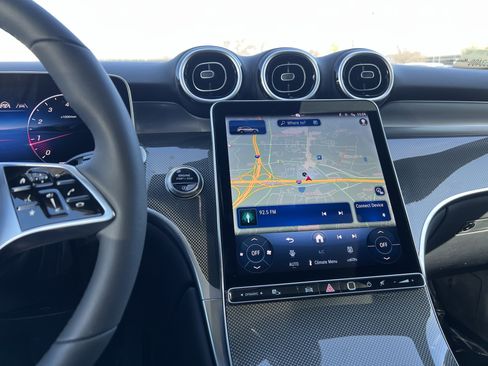 Certified 2025 Mercedes-Benz GLC 300 300 image 31