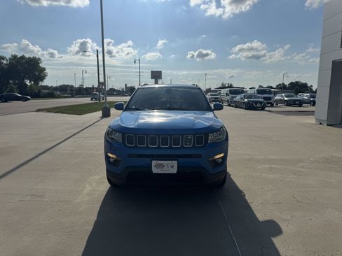 Certified 2021 Jeep Compass Latitude w/ Convenience Group image 3