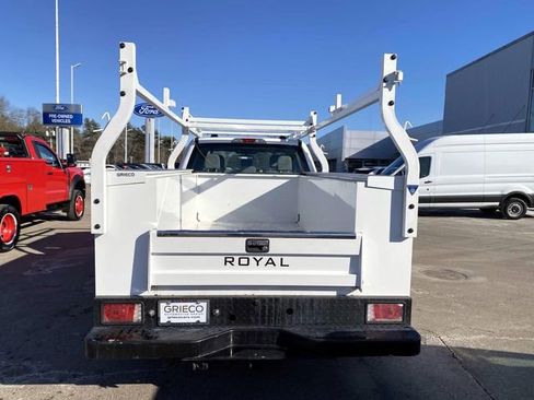Used 2022 Ford F250 XL w/ STX Appearance Package RWD image 5
