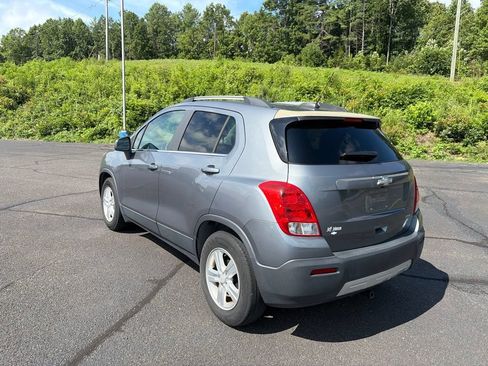 Used 2015 Chevrolet Trax LT FWD image 7