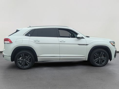 Used 2022 Volkswagen Atlas Cross Sport SEL R-Line image 6