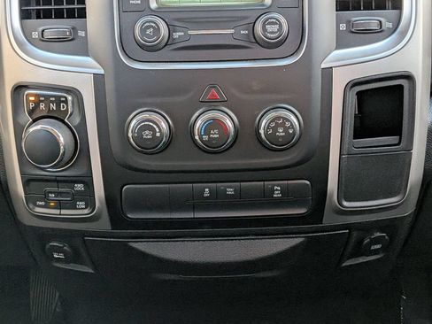 Used 2020 RAM 1500 Warlock AWD/4WD image 27