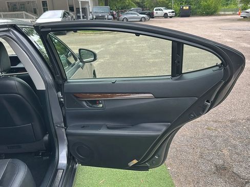 Used 2013 Lexus ES 350 FWD image 22
