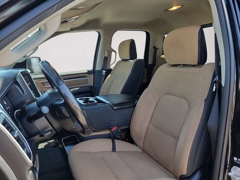 Used 2022 RAM 1500 Big Horn AWD/4WD image 11