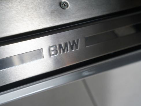 Used 2001 BMW Z8 RWD image 31