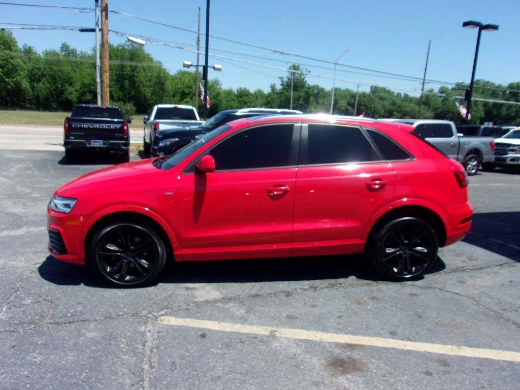 Used 2018 Audi Q3 2.0T Premium w/ Convenience Package FWD image 2