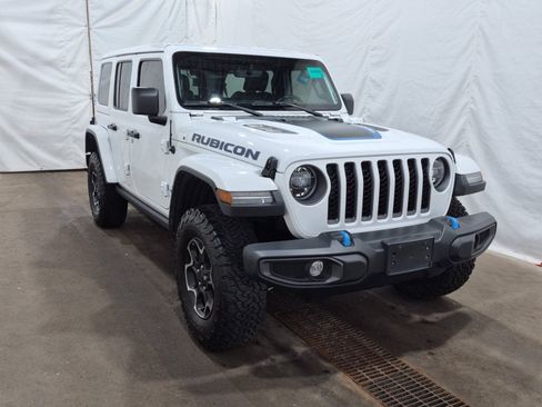 Used 2022 Jeep Wrangler Unlimited Rubicon 4xe w/ Cold Weather Group AWD/4WD image 3
