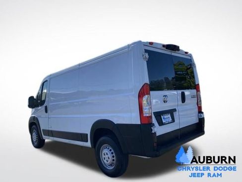 Used 2025 RAM ProMaster 2500 w/ U-Haul Equipment Group FWD image 5