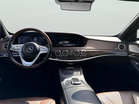 Used 2018 Mercedes-Benz S 560 4MATIC Sedan image 20