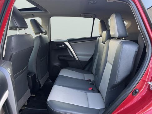 Used 2014 Toyota RAV4 Limited AWD/4WD image 17