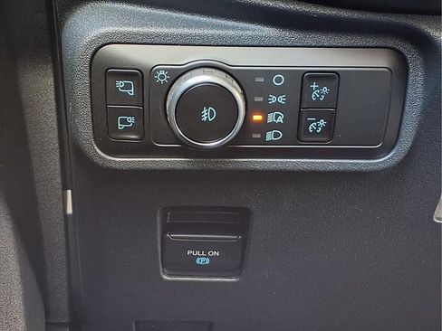 New 2025 Ford Bronco Badlands image 12