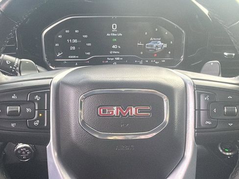 Used 2023 GMC Sierra 1500 SLT image 21