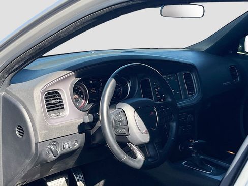 Used 2023 Dodge Charger SXT RWD image 9