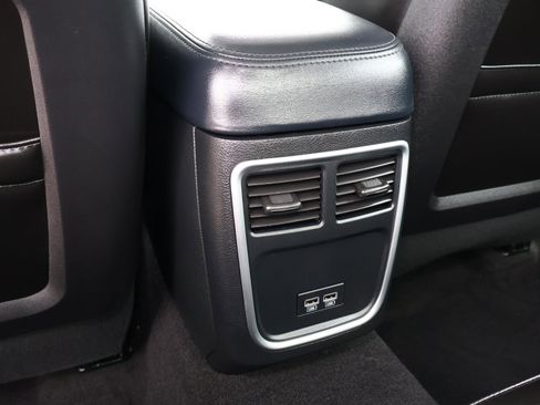 Used 2023 Chrysler 300 Touring L w/ Popular Equipment Group image 13