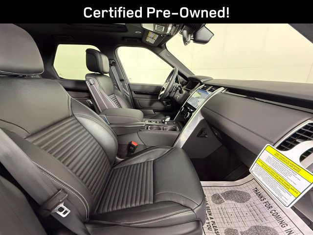 Used 2025 Land Rover Discovery S AWD/4WD image 33