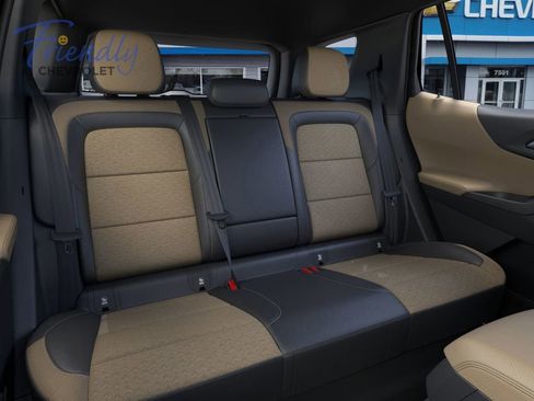 New 2026 Chevrolet Equinox ACTIV w/ Convenience Package III AWD/4WD image 28