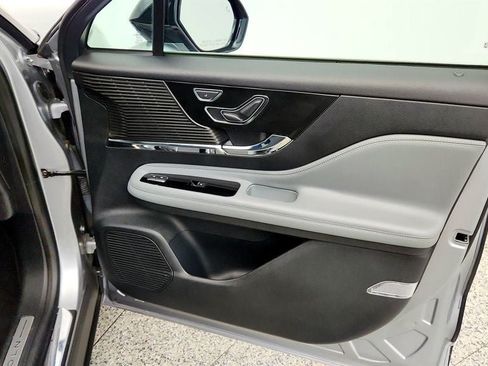Used 2021 Lincoln Corsair FWD w/ Premium Package image 26