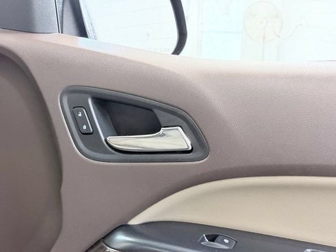 Used 2016 GMC Canyon SLE RWD image 34