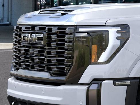 New 2026 GMC Sierra 2500 Denali Ultimate w/ Snow Plow Prep/Camper Package image 16