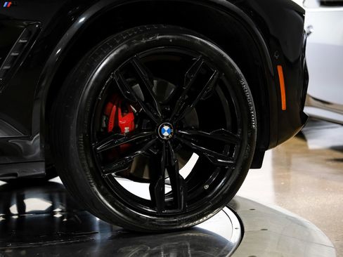 Used 2024 BMW X4 M40i w/ Premium Package image 61