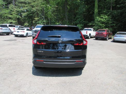 Used 2025 Honda CR-V EX image 4