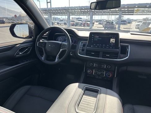 Certified 2024 Chevrolet Suburban RST w/ Luxury Package image 17