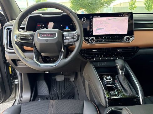 New 2026 GMC Canyon AT4 AWD/4WD image 36