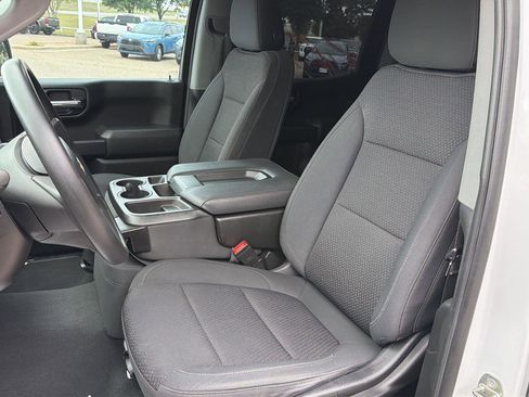 Used 2022 Chevrolet Silverado 1500 Custom image 12