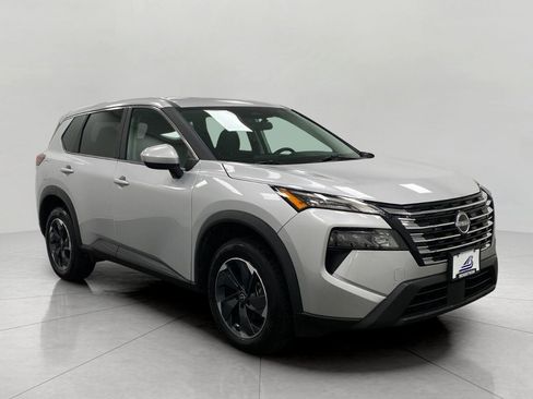 Certified 2025 Nissan Rogue SV AWD/4WD image 1