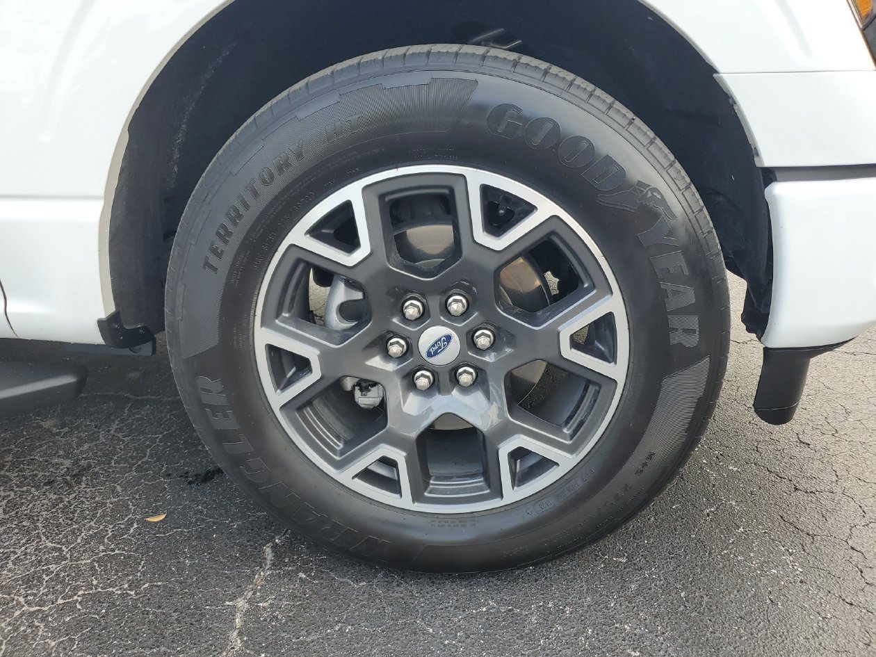 Used 2025 Ford F150 STX w/ Equipment Group 200A RWD image 5