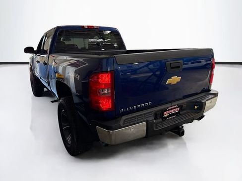 Used 2013 Chevrolet Silverado 2500 LT w/ Interior Plus Package AWD/4WD image 8