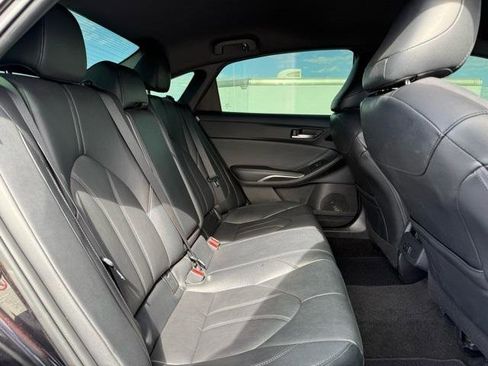 Used 2019 Toyota Avalon XLE w/ Preferred Accessory Package image 33