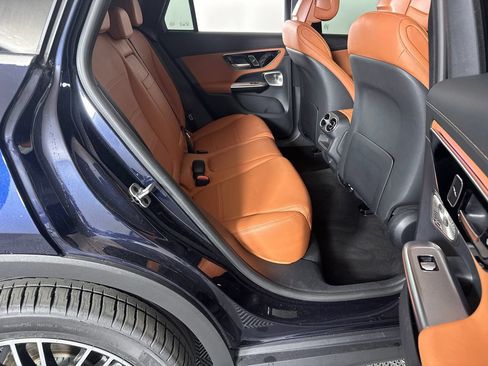 Certified 2023 Mercedes-Benz GLC 300 image 17