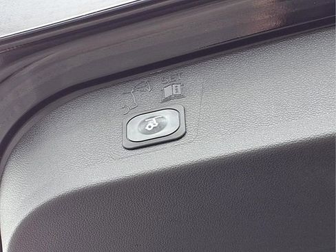 Used 2019 Ford Escape SEL AWD/4WD image 20