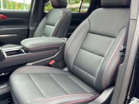 New 2026 Chevrolet Traverse Z71 w/ Enhanced Driving Package AWD/4WD image 27