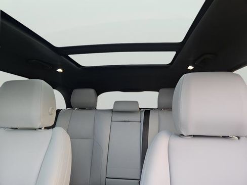 Used 2024 Land Rover Range Rover Velar Dynamic SE image 36