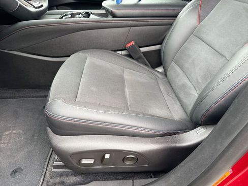 Certified 2024 Chevrolet Blazer EV RS image 11