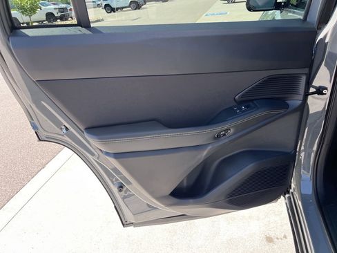 New 2026 Jeep Cherokee Laredo AWD/4WD image 14