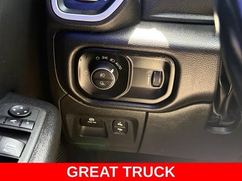 Used 2022 RAM 1500 Big Horn RWD image 19
