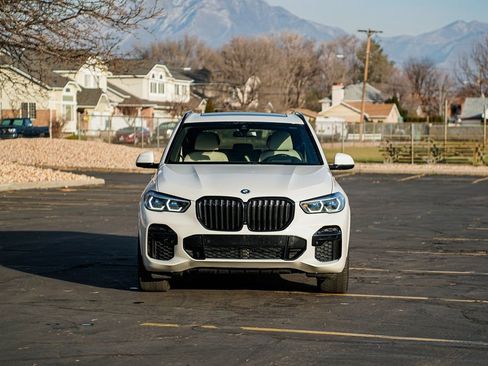 Used 2022 BMW X5 xDrive45e w/ M Sport Package image 2
