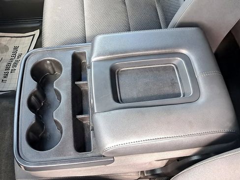 Used 2017 Chevrolet Silverado 1500 LT w/ All Star Edition AWD/4WD image 27