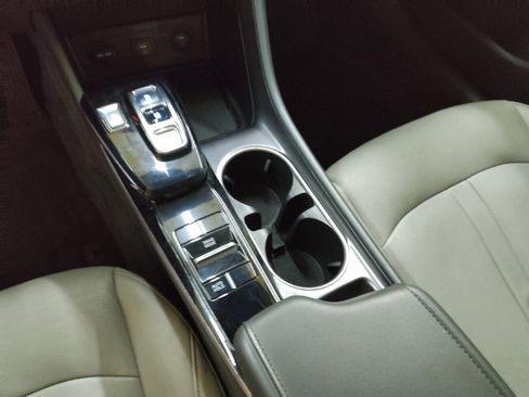 Used 2020 Hyundai Sonata SE FWD image 26