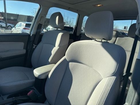 Used 2015 Subaru Forester 2.5i Premium w/ All-Weather Package image 20