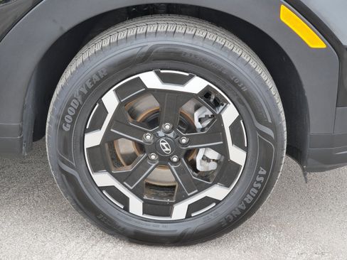 Certified 2025 Hyundai Santa Fe SEL image 15