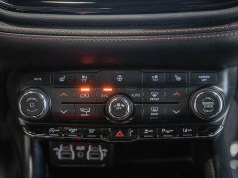 Certified 2025 Dodge Durango GT AWD/4WD image 28
